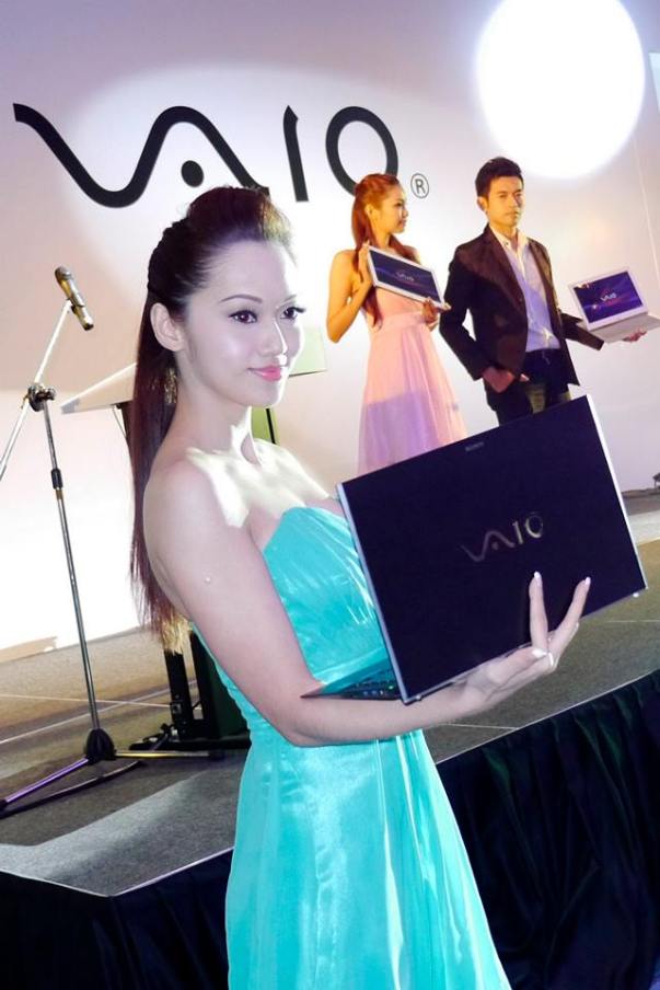 After the customary speechs, the new VAIO models were introduced!