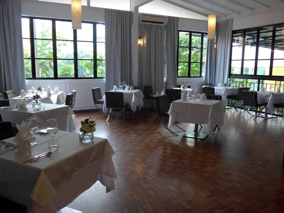 The dining room is lit by the sunlight during the day but Chef Thierry told us that the ambience is very romantic at night hence it is a popular choice for couples