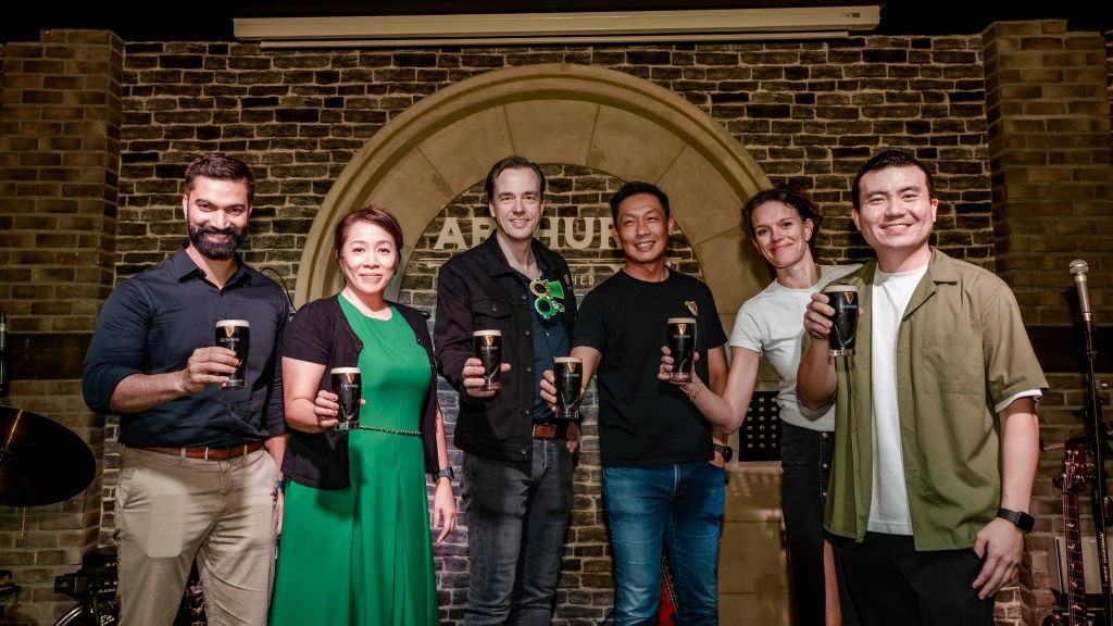(L to R) Naved Qureshi, Marketing Manager of Guinness South East Asia, Victoria Ang, People Function Director at Heineken Malaysia Berhad, Karsten Folkerts, Head of Finance at Heineken Malaysia Berhad, Jimmy Ding, Hea